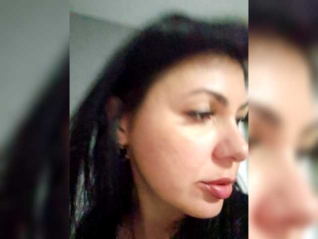 RIM-and-ARI's BongaCams profile