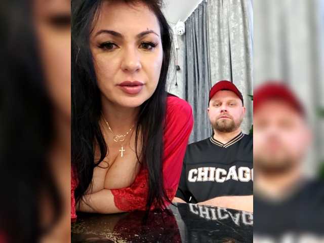 RIM-and-ARI's BongaCams profile