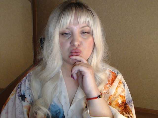 Katya_Weaver