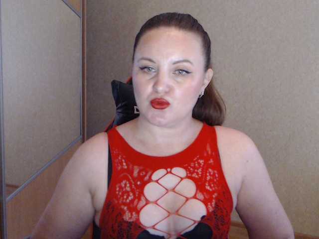 SabrinaWeaver live cam on BongaCams