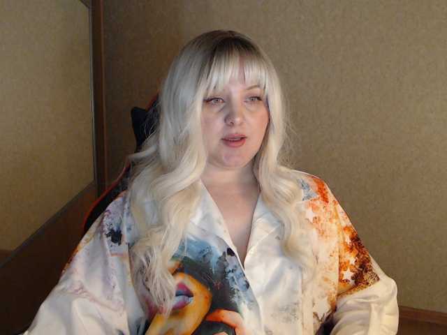 Katya_Weaver