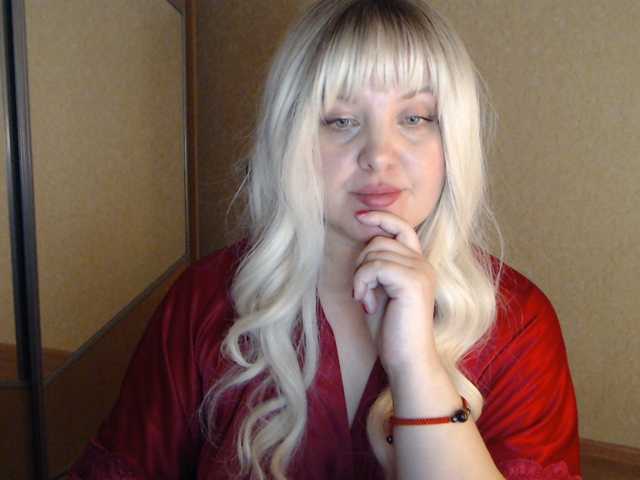 SabrinaWeaver live cam on BongaCams