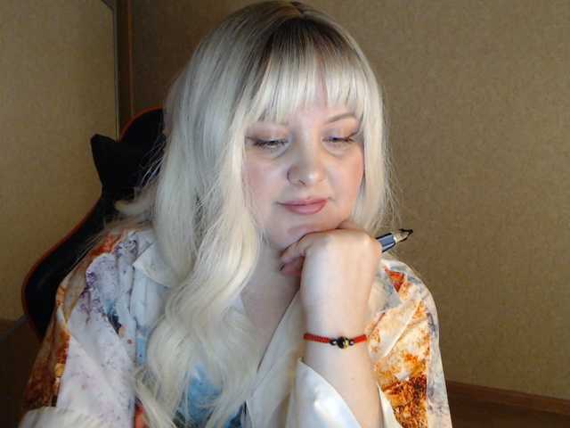 SabrinaWeaver live cam on BongaCams