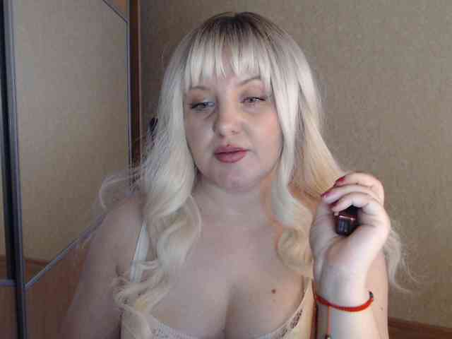Modelo: Katya_Weaver
