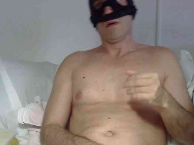 Maskcouple7