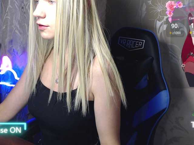 shinyvictoria live cam on BongaCams
