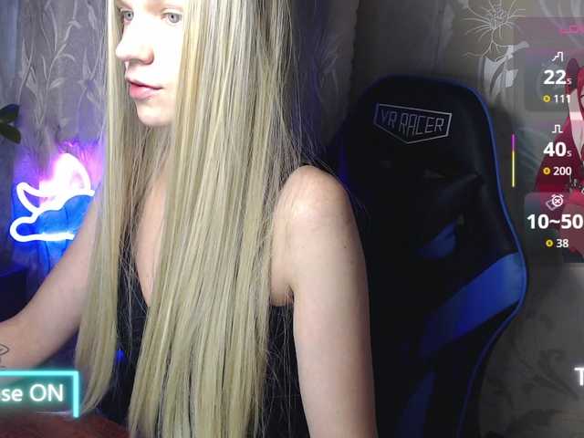 Shiny_Victoria live webcam show