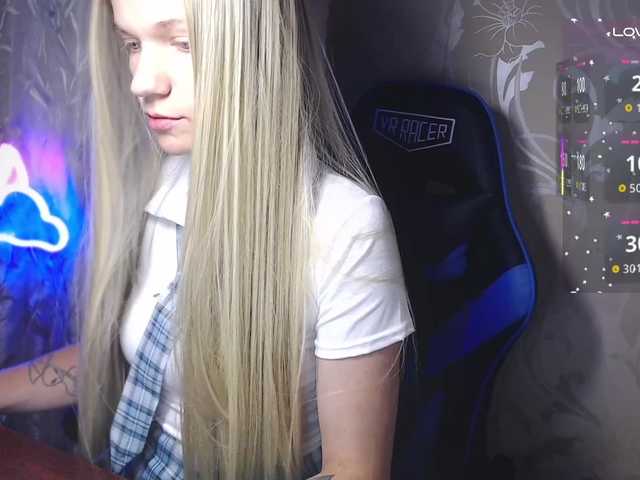 shinyvictoria live cam on BongaCams