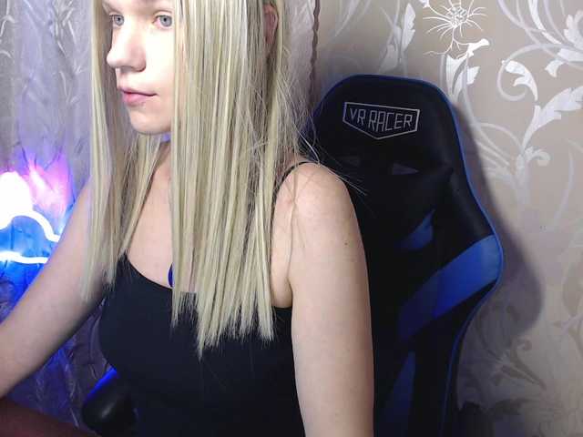 shinyvictoria live cam on BongaCams
