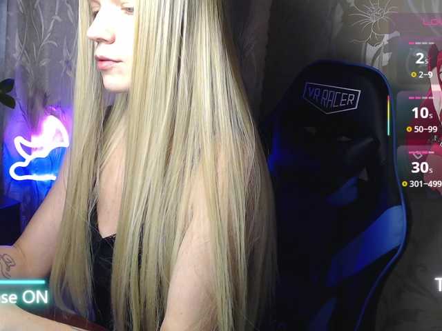 Shiny_Victoria live webcam show