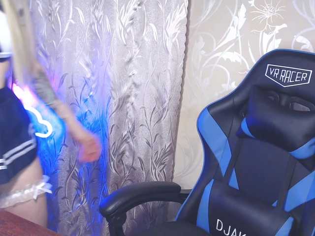 shinyvictoria live cam on BongaCams