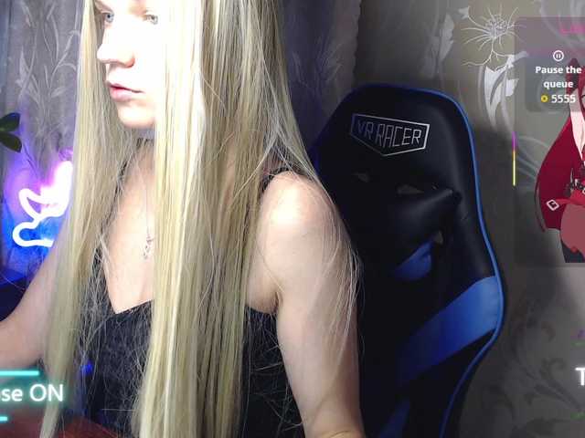 Shiny_Victoria live webcam show