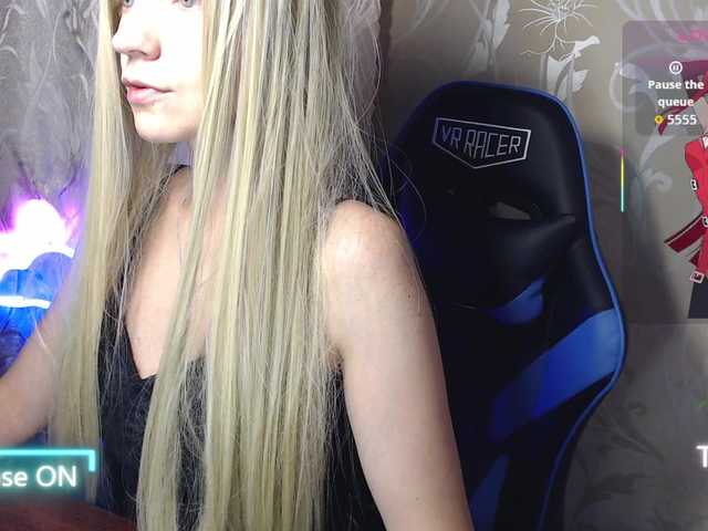 shinyvictoria live cam on BongaCams
