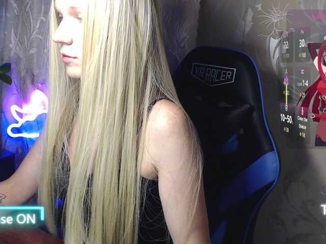 Shiny_Victoria live webcam show