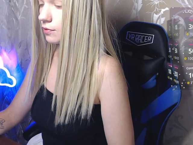 shinyvictoria live cam on BongaCams