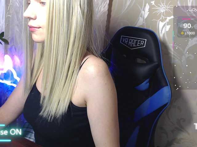 shinyvictoria live cam on BongaCams