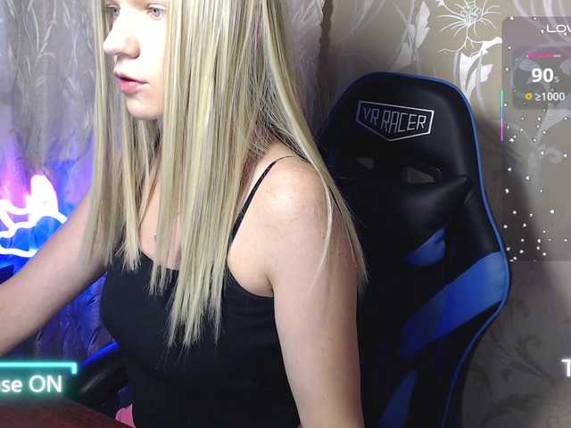 shinyvictoria live cam on BongaCams