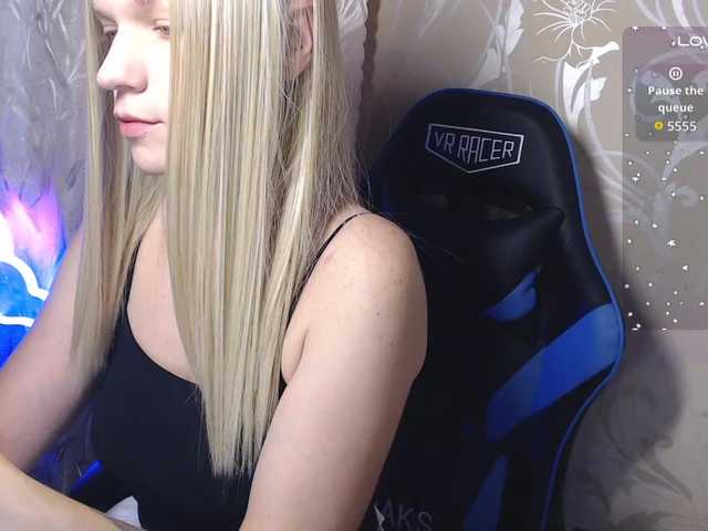shinyvictoria live cam on BongaCams