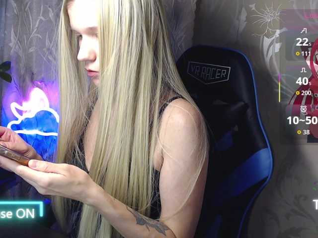 Shiny_Victoria live webcam show