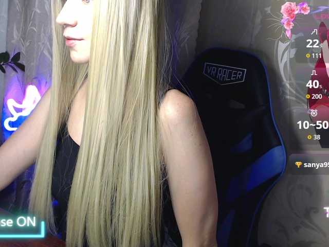 shinyvictoria live cam on BongaCams