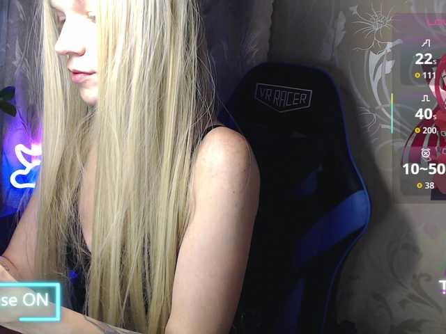 Shiny_Victoria live webcam show
