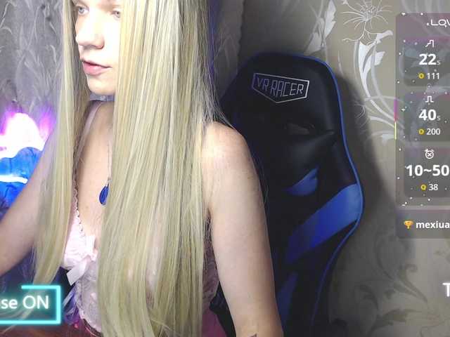 le modèle Shiny_Victoria est en webcam porno dans un show sur le site bongacams, il possède les tags suivants: White/Caucasian,Blonde,Shaved