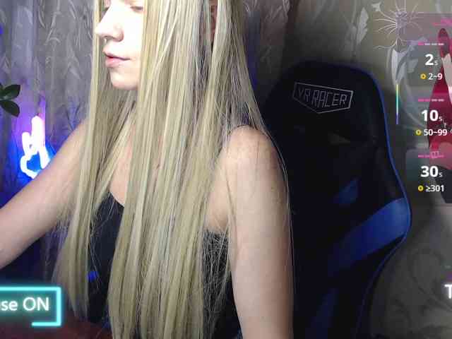 shiny_victoria's live room