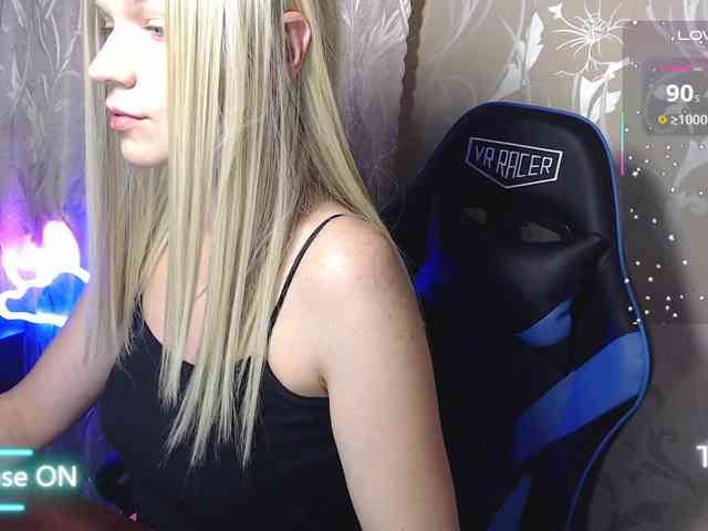 Shiny_Victoria webcam