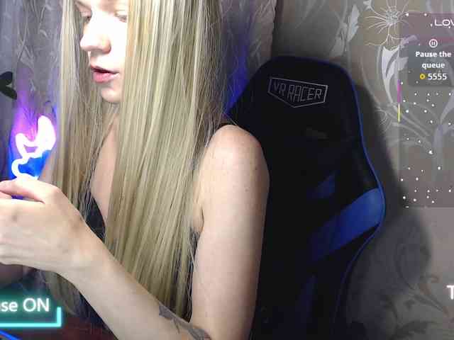 Shiny_Victoria webcam