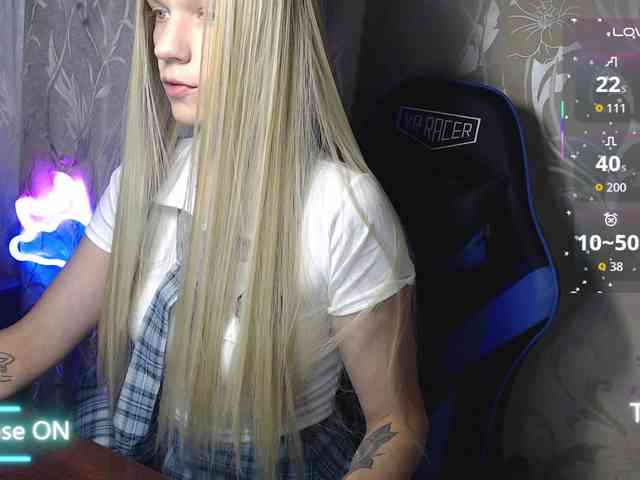 Shiny_Victoria webcam