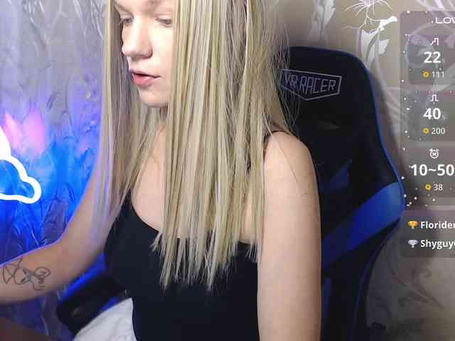 模特: Shiny_Victoria