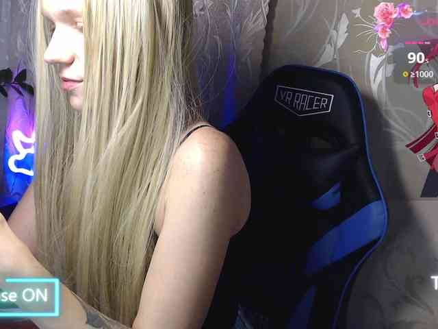 shinyvictoria Live Webcam on BongaCams