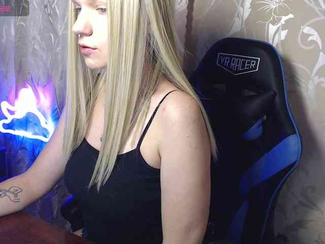 Shiny_Victoria webcam