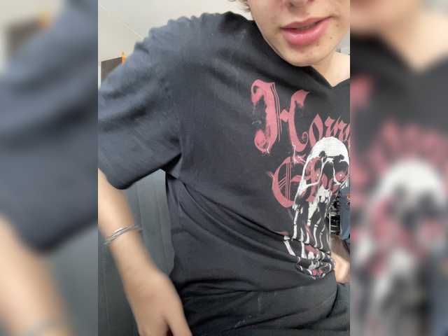 Andeikaaaa live webcam show