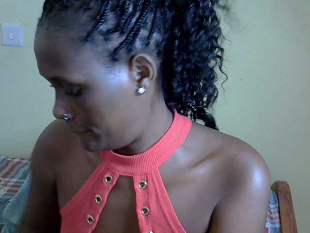 Curvy-goddessa