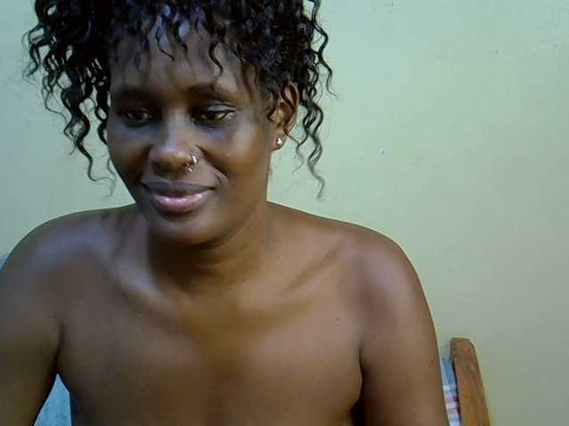 Curvy-goddessa