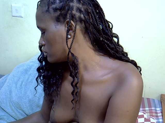 Curvy-goddessa