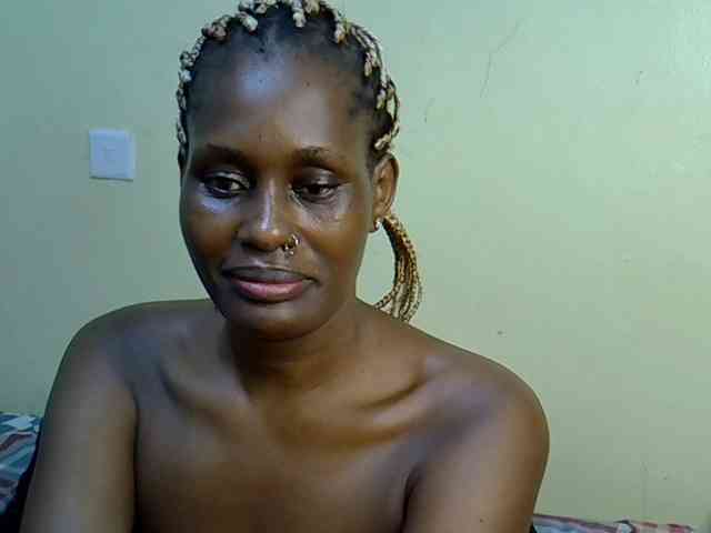 Curvy-goddessa webcam