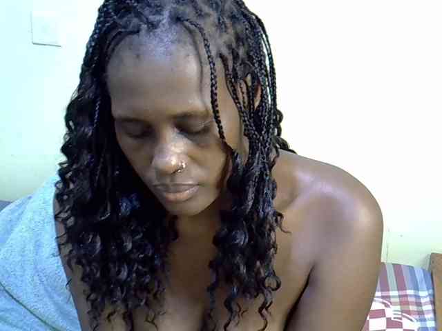 Curvy-goddessa webcam