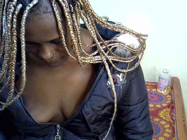 Curvy-goddessa webcam