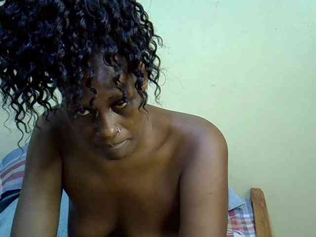 Curvy-goddessa webcam