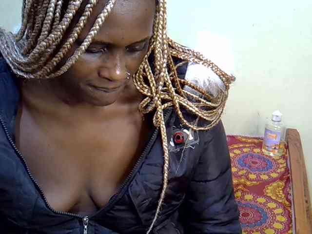 Curvy-goddessa webcam