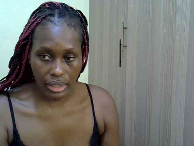 Curvy-goddessa webcam