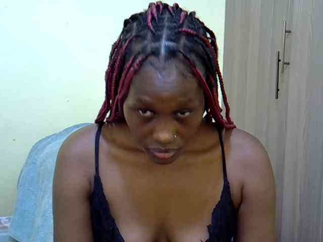 Curvy-goddessa webcam