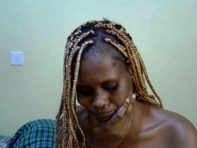 Curvy-goddessa webcam