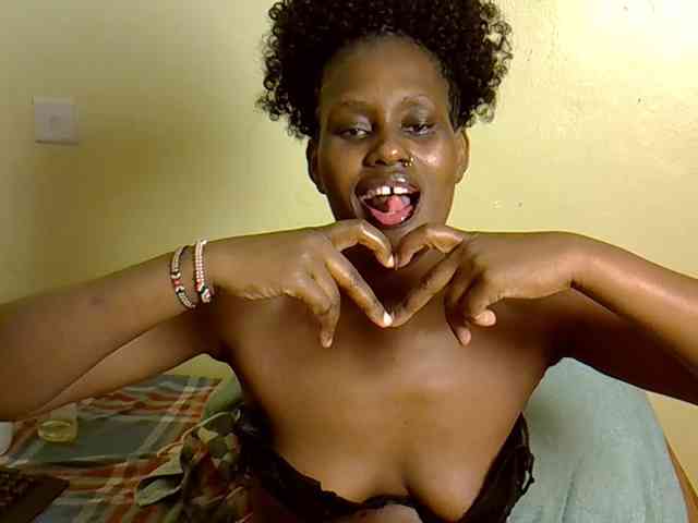 Curvy-goddessa webcam