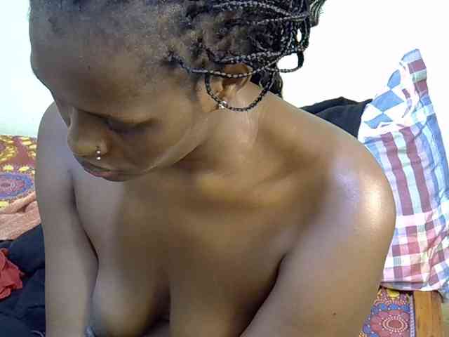 Curvy-goddessa webcam