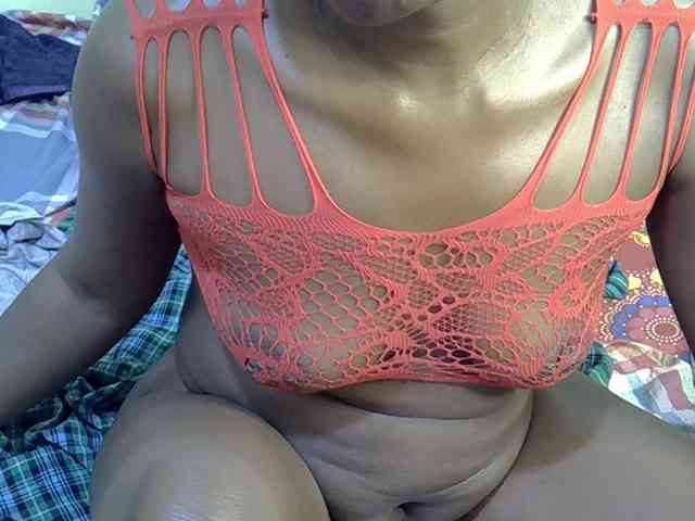 Curvy-goddessa webcam