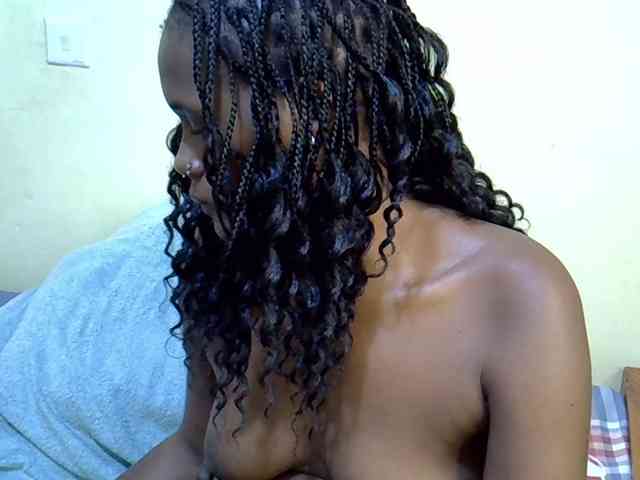 Curvy-goddessa webcam