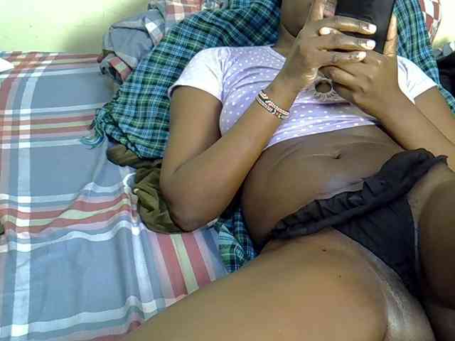 Curvy-goddessa webcam